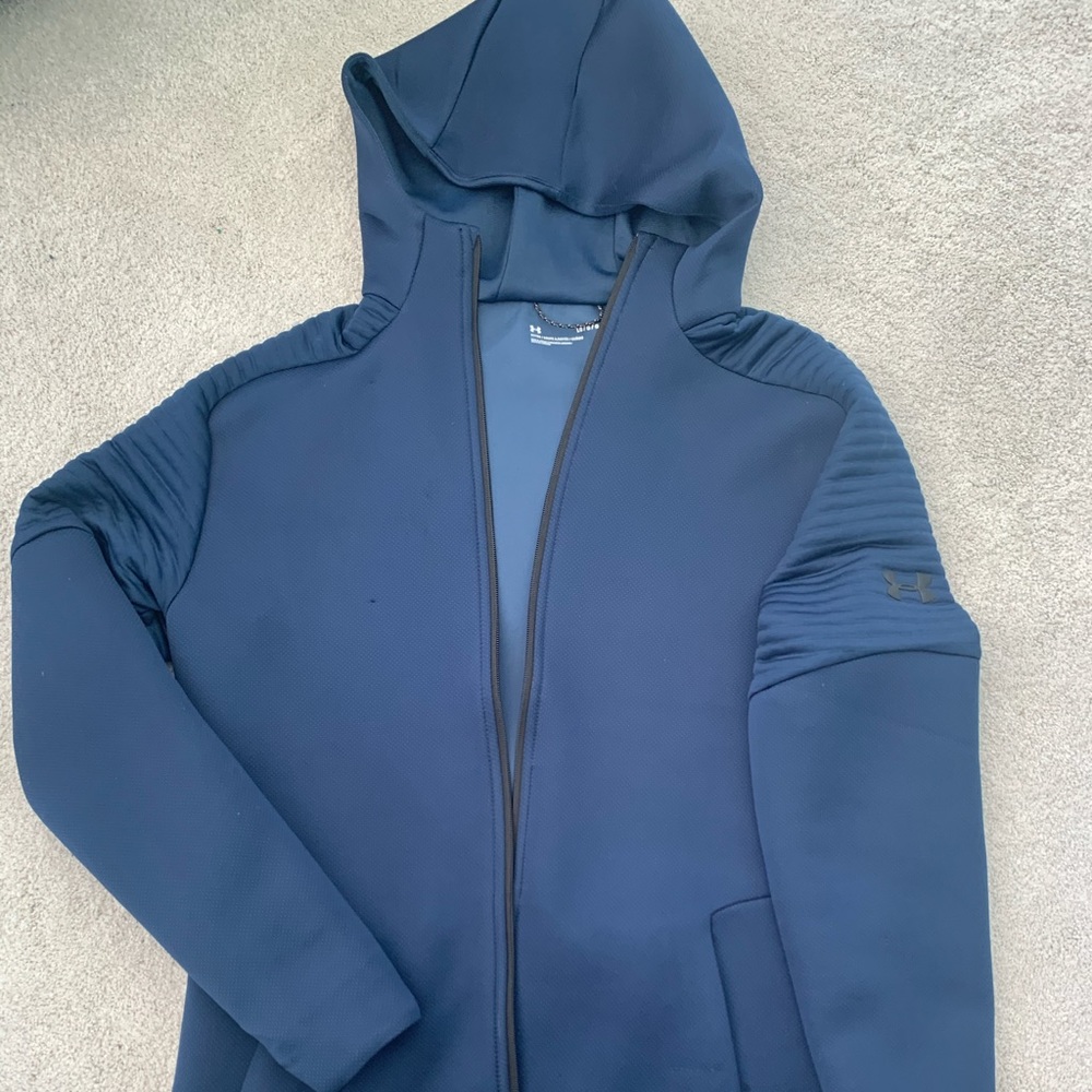 Men’s Under Armour zip up hoodie